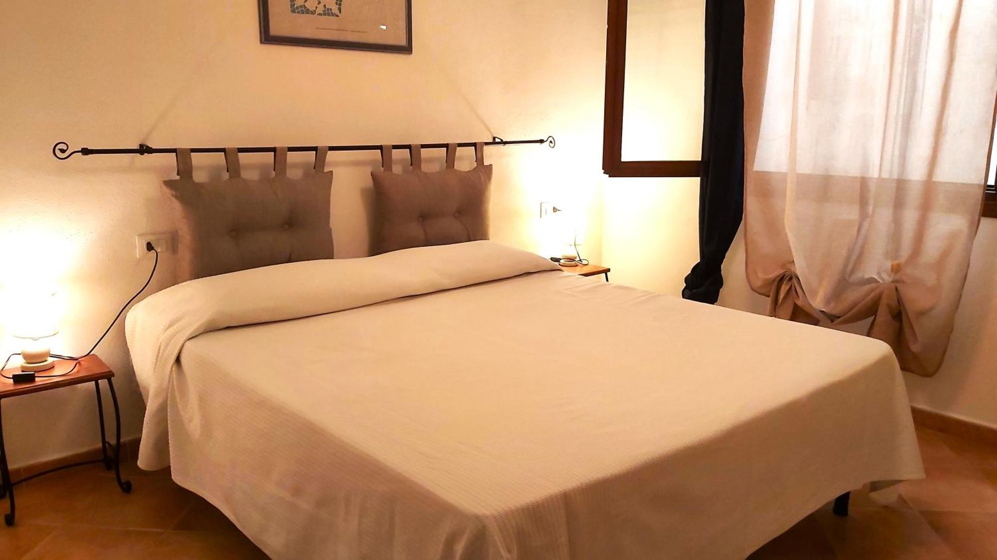 Appartamento Lu Fraili San Teodoro  Exterior foto
